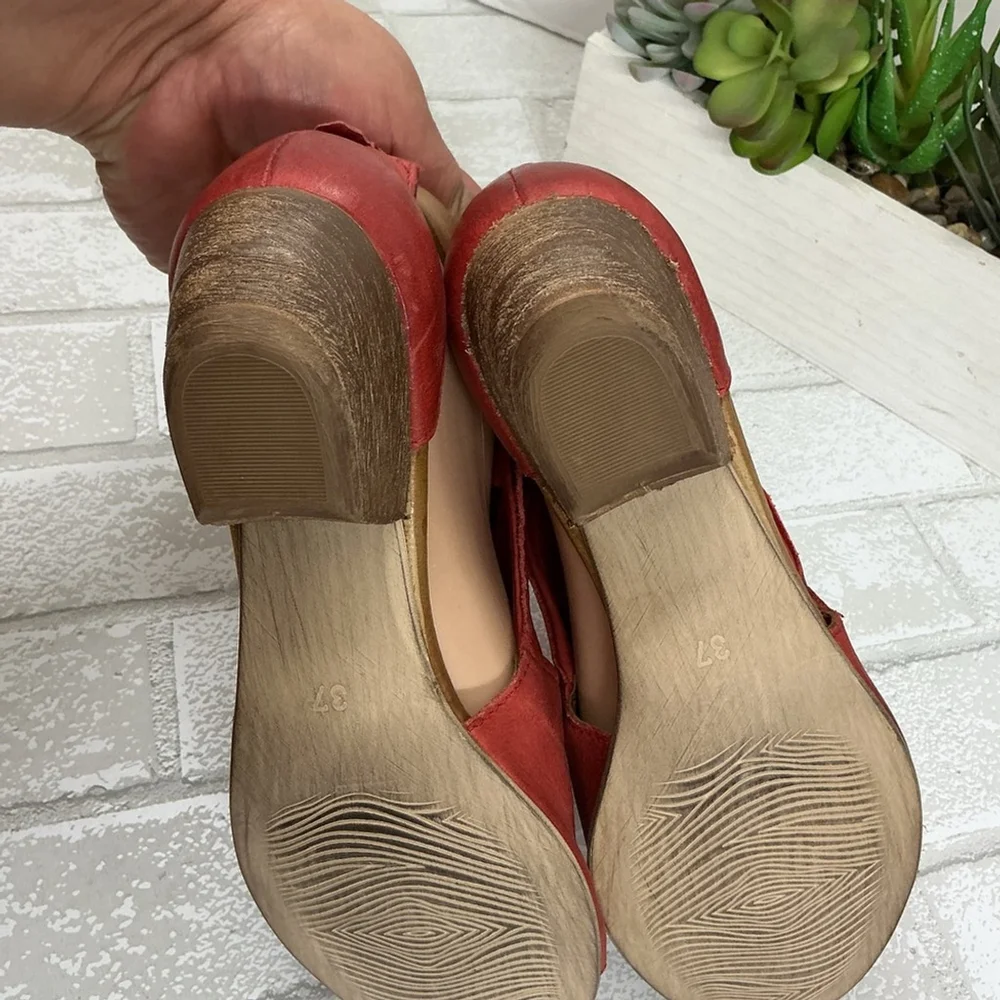 Miz Mooz Red and Tan Sandals